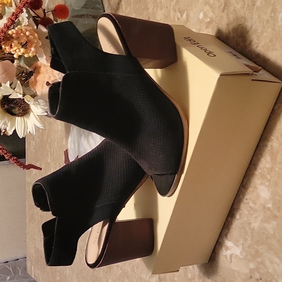 Nice open toe/back heels from Aldos - Picture 3 of 6